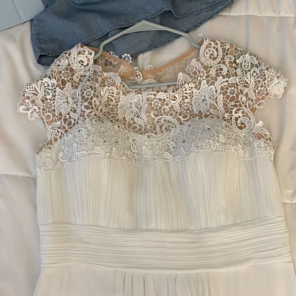 long formal Ever Pretty dress (never worn size 16)